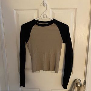 Brandy Melville long sleeve